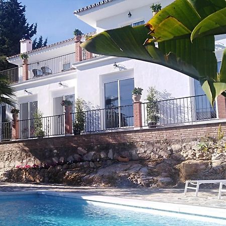 Boutique X Pueblo, Benalmadena Hotel ภายนอก รูปภาพ