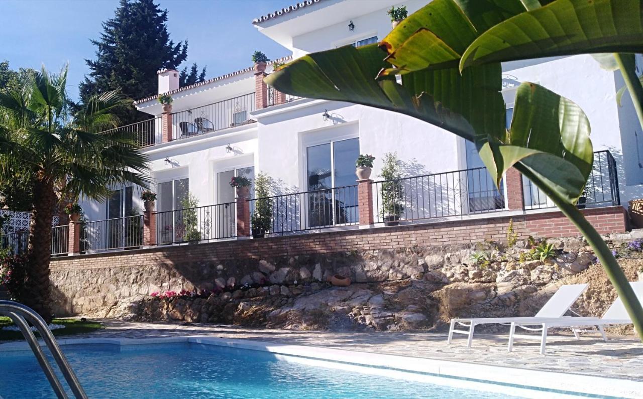 Boutique X Pueblo, Benalmadena Hotel ภายนอก รูปภาพ