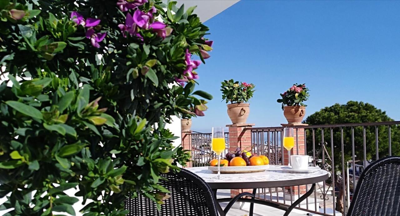 Boutique X Pueblo, Benalmadena Hotel ภายนอก รูปภาพ