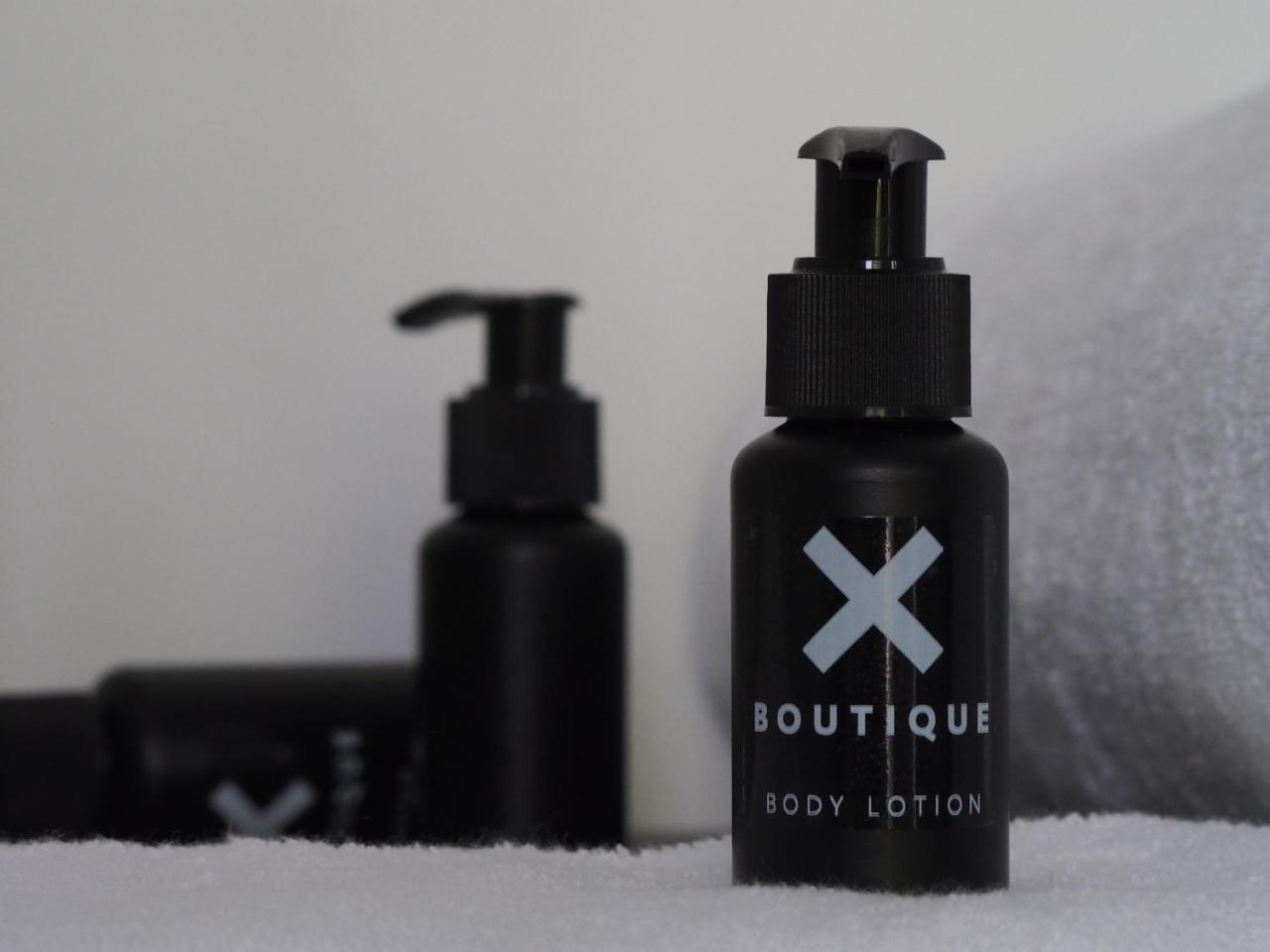 Boutique X Pueblo, Benalmadena Hotel ภายนอก รูปภาพ