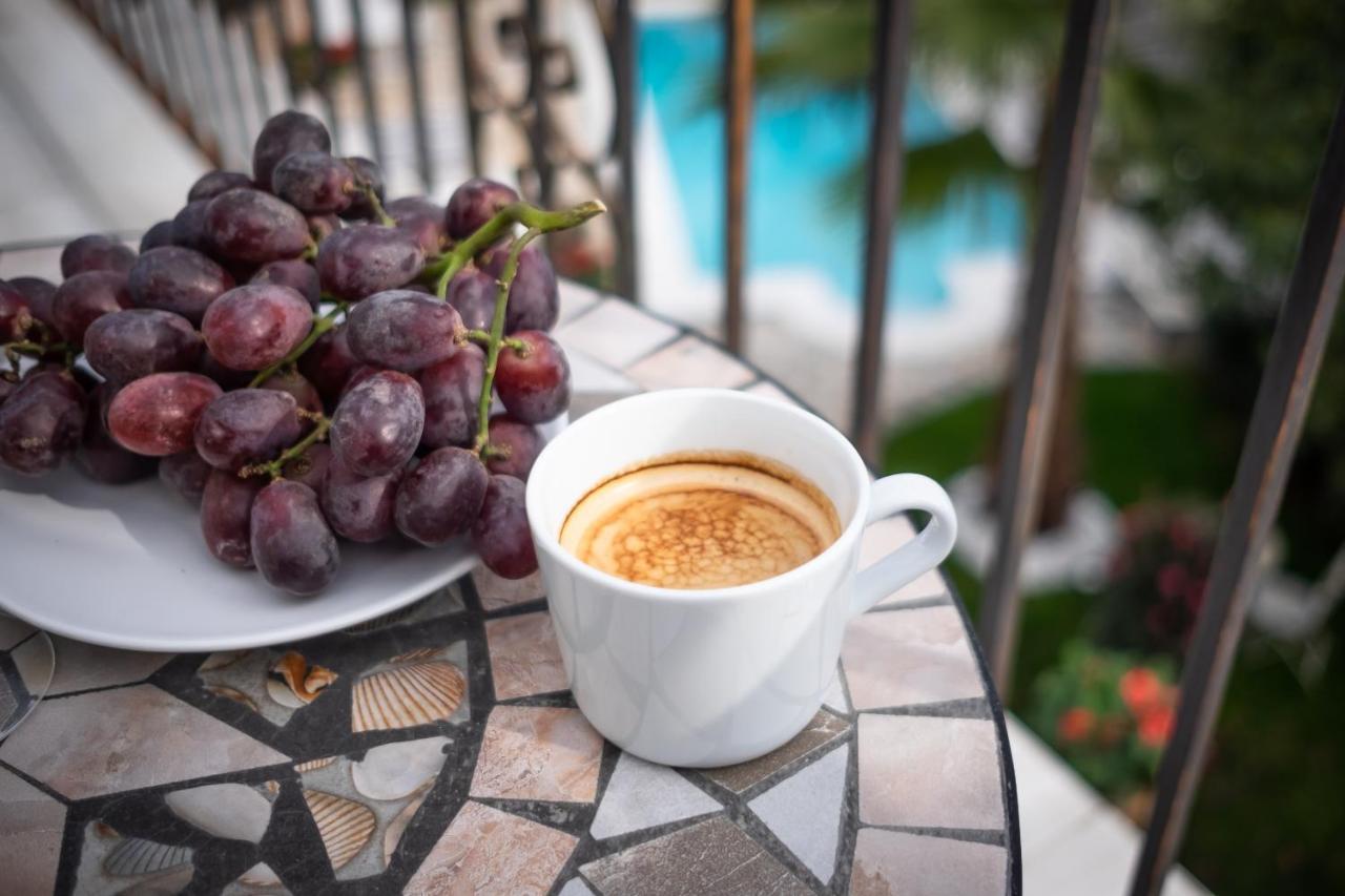Boutique X Pueblo, Benalmadena Hotel ภายนอก รูปภาพ